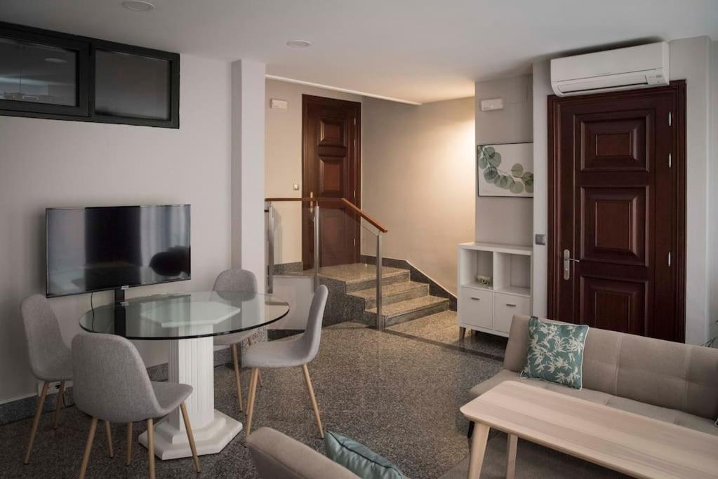 Apartamento en centro histórico con patio romano San Lorenzo de El Escorial Exterior foto